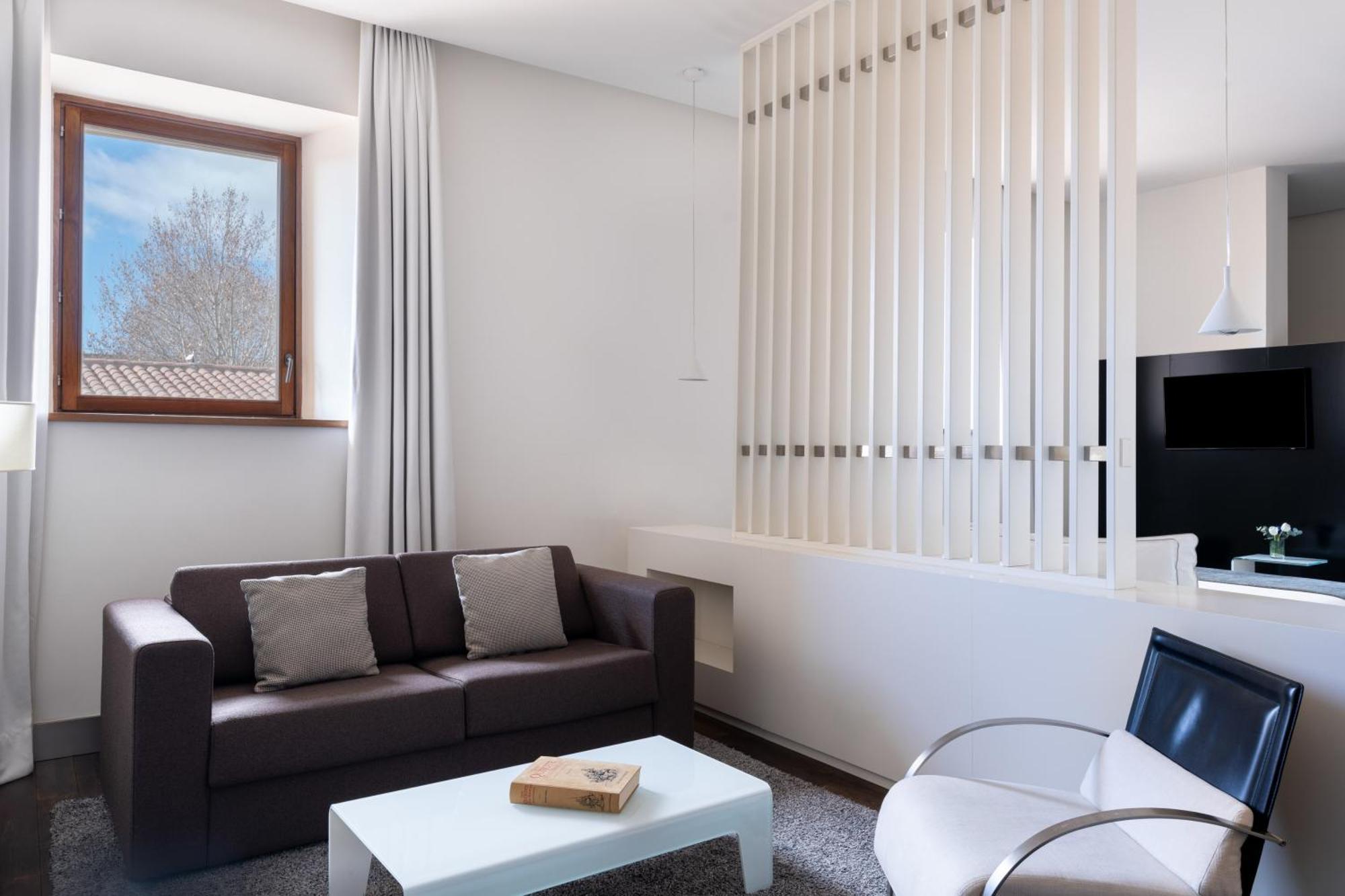 Parador De Alcalá de Henares Екстериор снимка