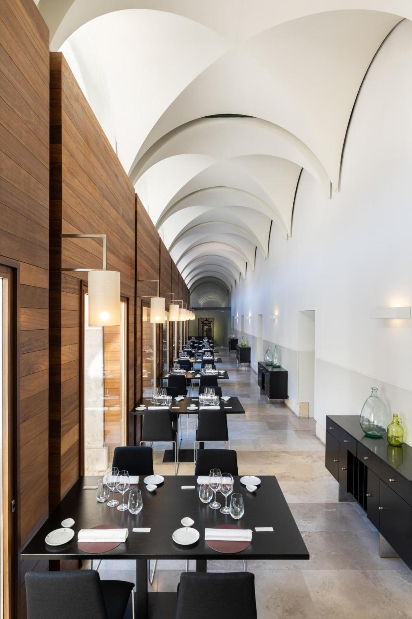 Parador De Alcalá de Henares Екстериор снимка
