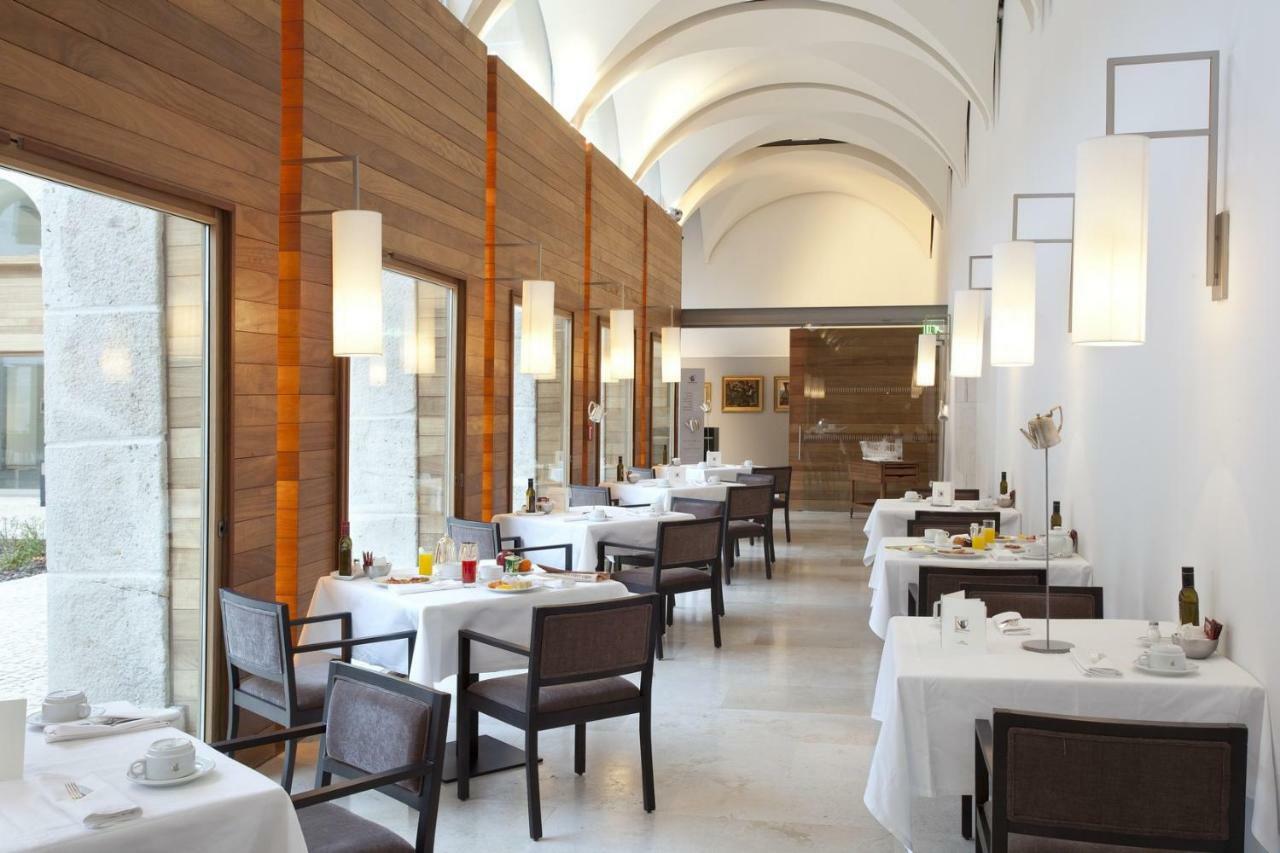 Parador De Alcalá de Henares Екстериор снимка